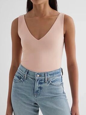 Express Body Contour Sleeveless V-Neck Bodysuit Blush Pink - XS